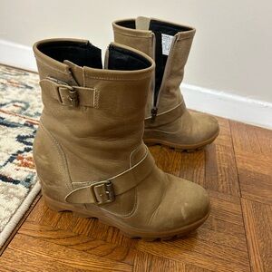 Gorgeous Sorel Women's Tan Leather Ankle Boots